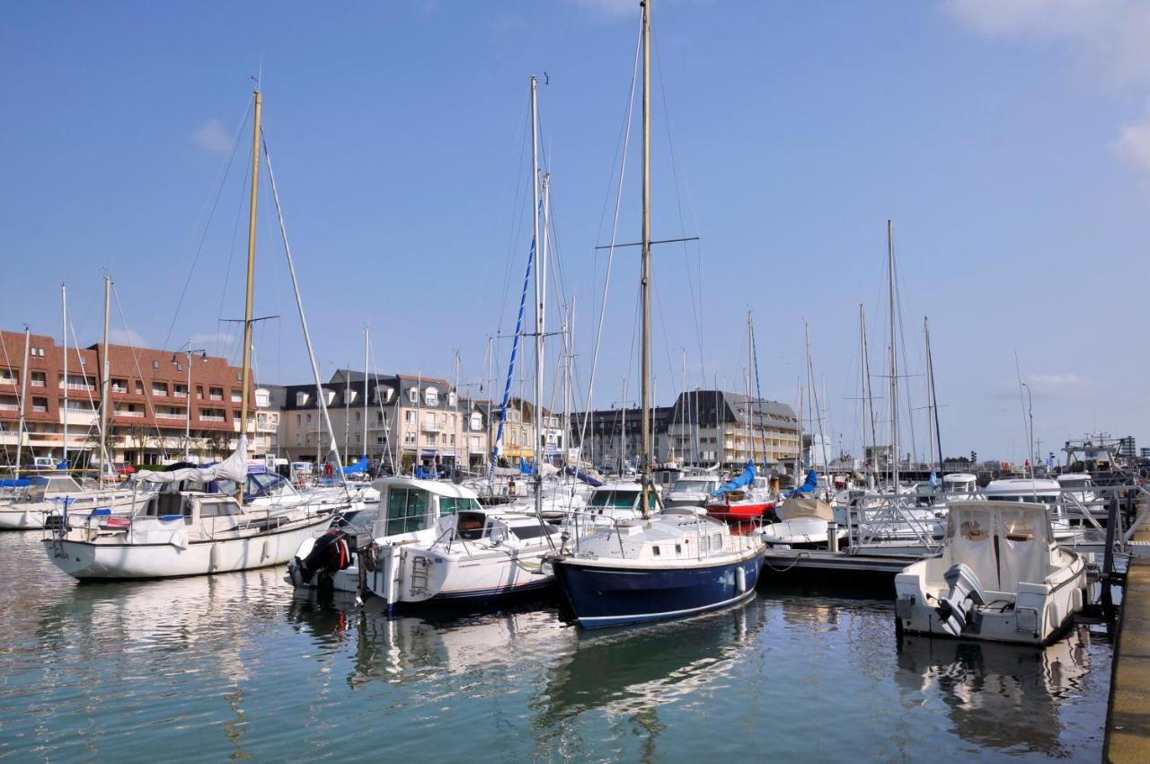 Maison Typique - Tres Grand Jardin - 7Km De La Mer Fontaine-Henry エクステリア 写真